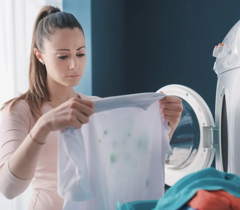 How to remove stains naturally?